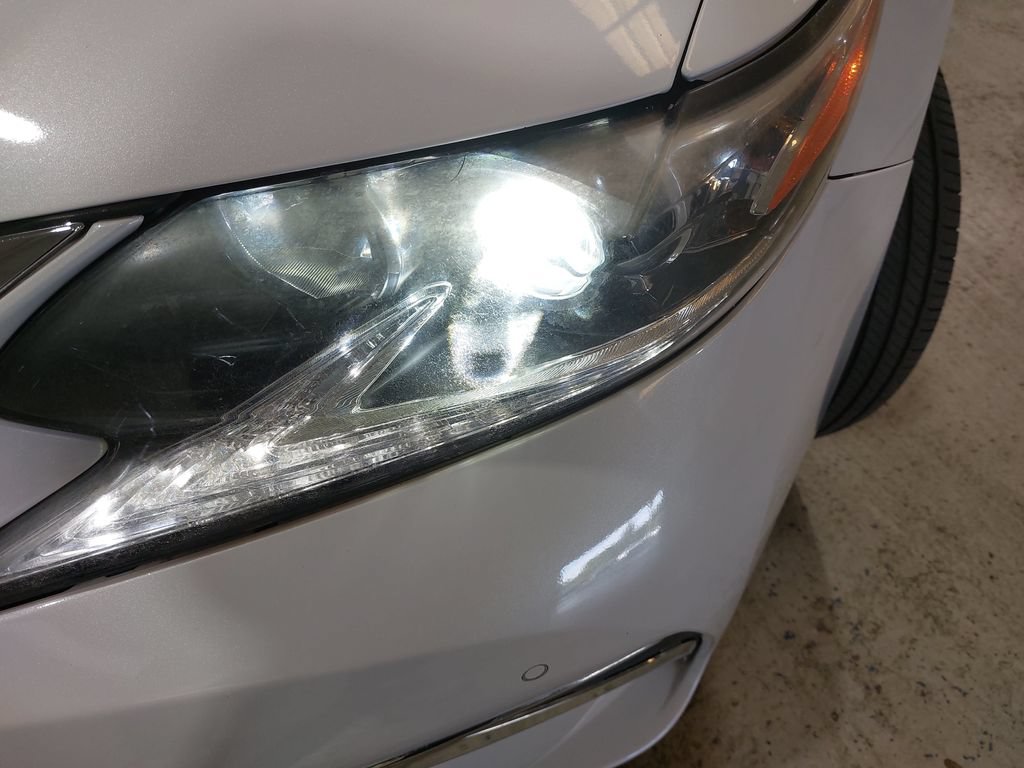 Used 2016 Lexus ES 350 w/ Premium Package w/Wood Trim FWD image 33