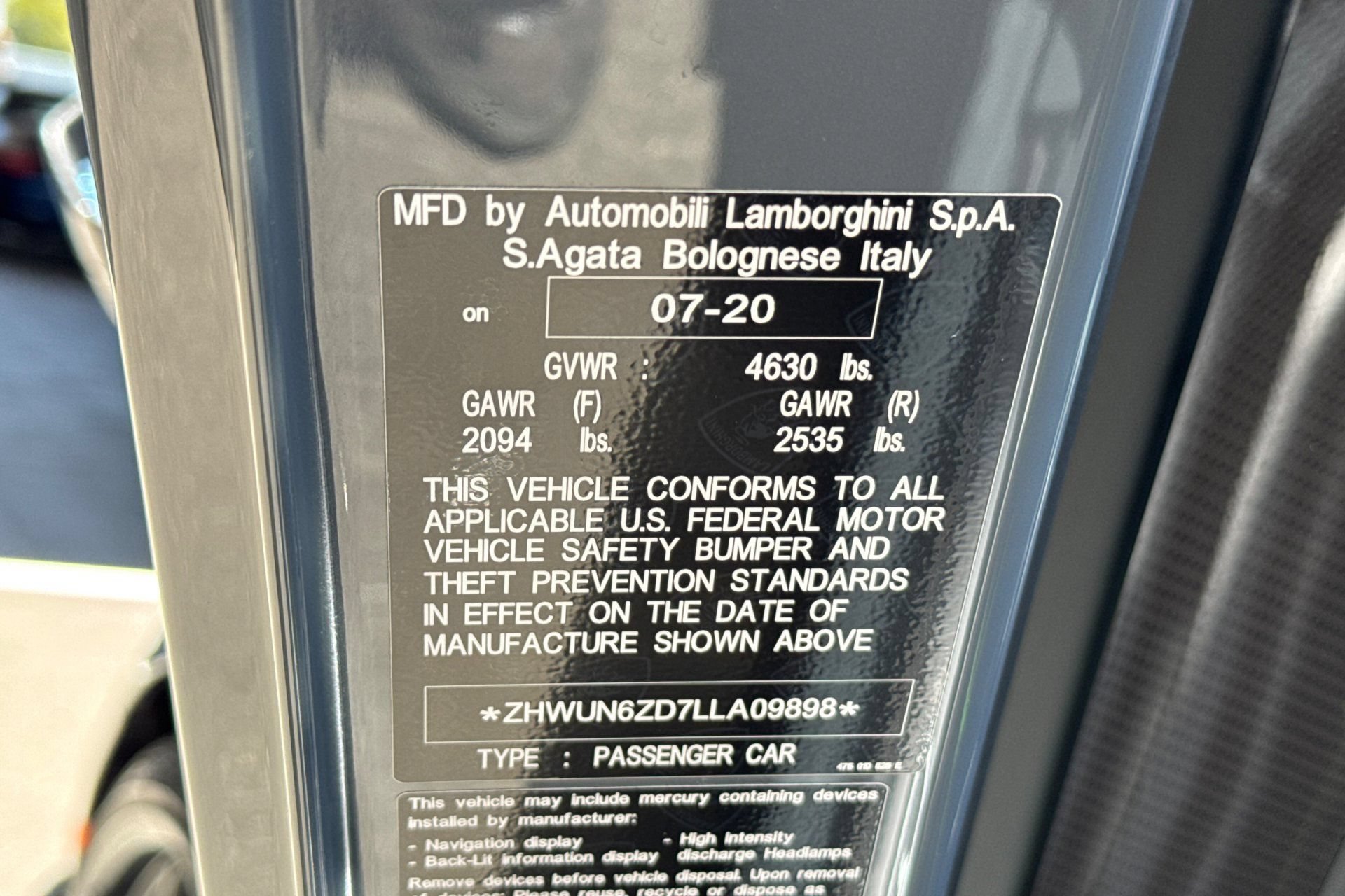 Used 2020 Lamborghini Aventador SVJ AWD/4WD image 44