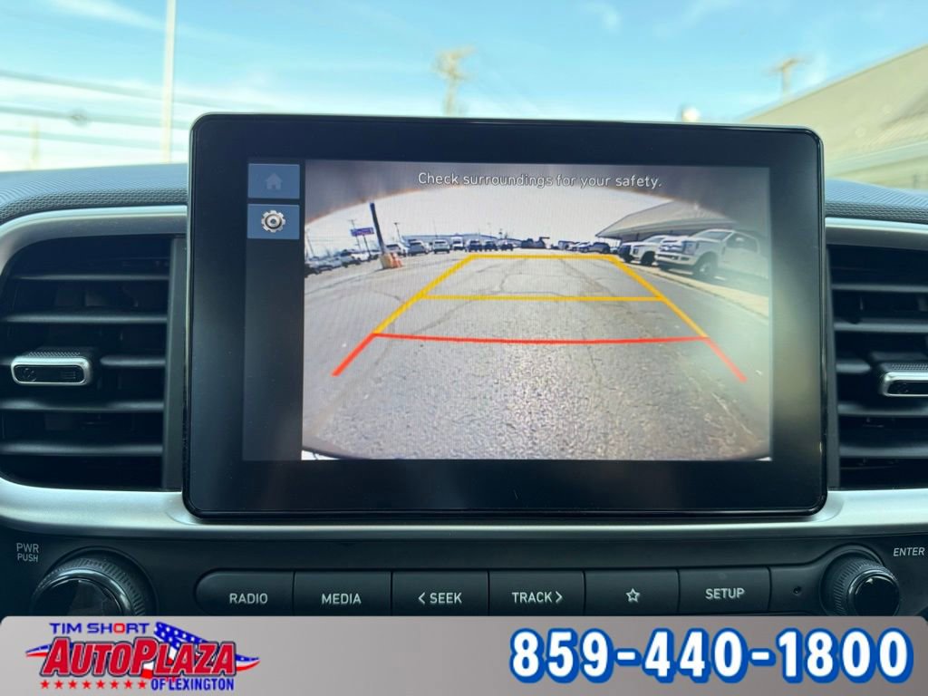Used 2024 Hyundai Venue SEL FWD image 28
