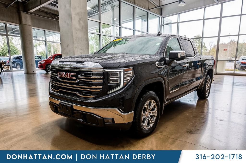 Used 2025 GMC Sierra 1500 SLT AWD/4WD image 24