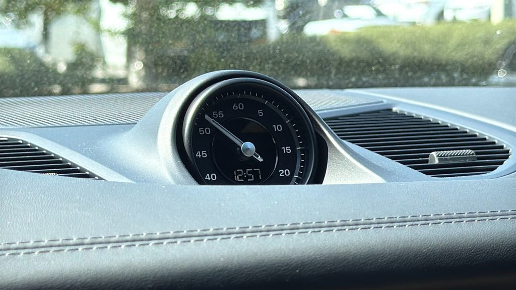 Used 2026 Porsche Cayenne Coupe AWD/4WD image 27