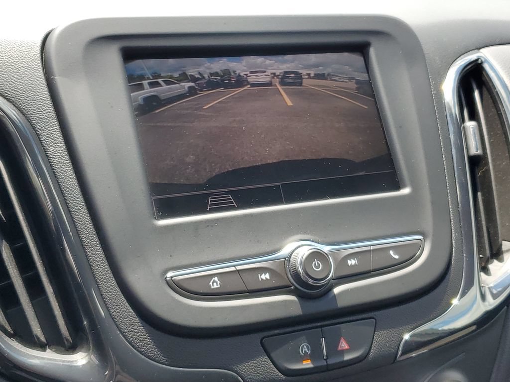 Used 2023 Chevrolet Equinox RS w/ LPO, Floor Liner Package AWD/4WD image 17