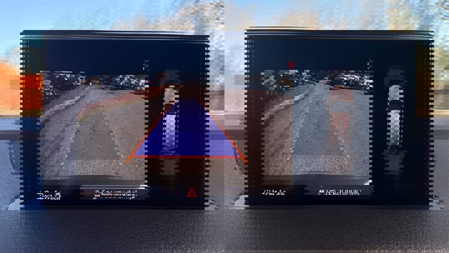 Used 2019 Audi Q7 3.0T Premium w/ Cold Weather Package image 12