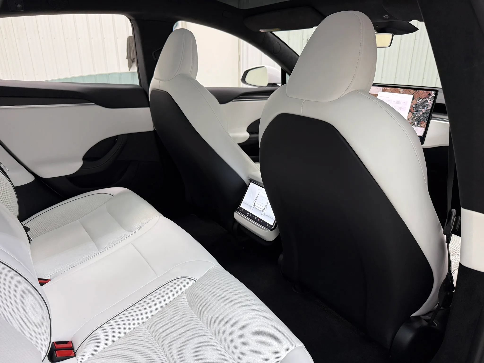 Used 2024 Tesla Model S Plaid AWD/4WD image 18