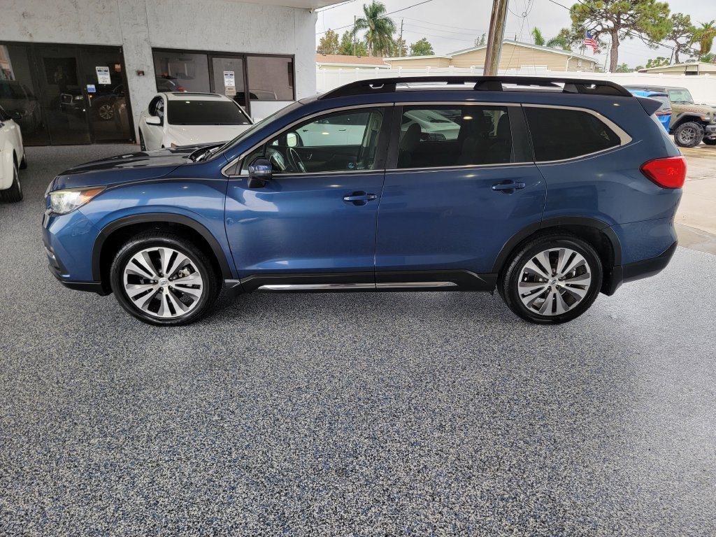 Used 2021 Subaru Ascent Limited w/ Technology Package AWD/4WD image 2