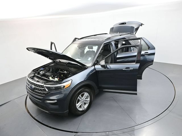 Used 2023 Ford Explorer XLT w/ Equipment Group 202A AWD/4WD image 52