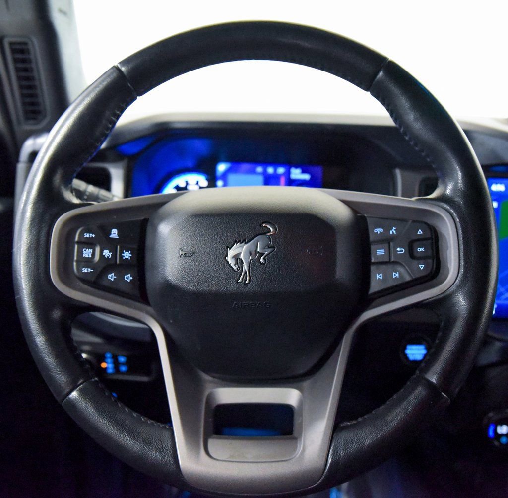 Used 2023 Ford Bronco Outer Banks image 25