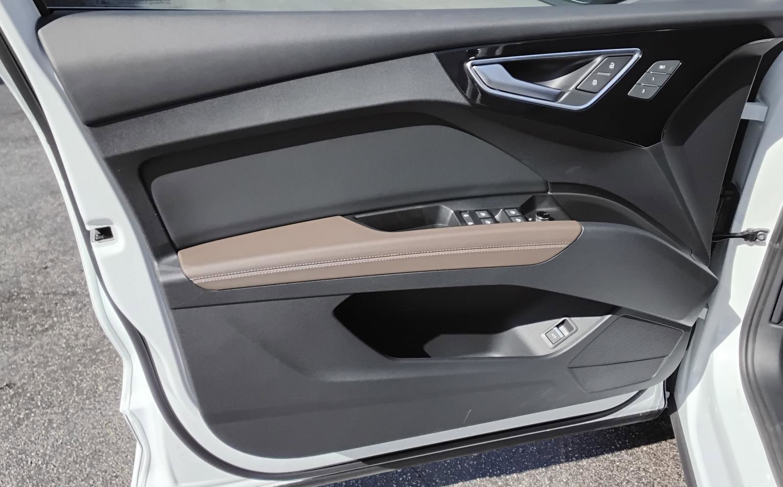 Certified 2023 Audi Q4 e-tron Premium w/ Convenience Package image 16