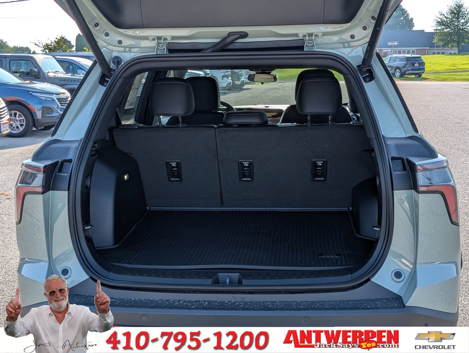 New 2026 Chevrolet Equinox ACTIV w/ Convenience Package III image 12