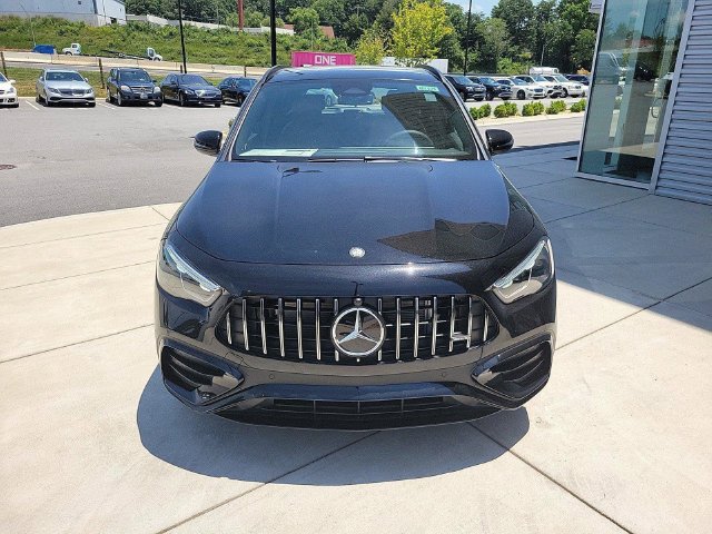 Used 2025 Mercedes-Benz GLA 35 AMG 4MATIC image 11