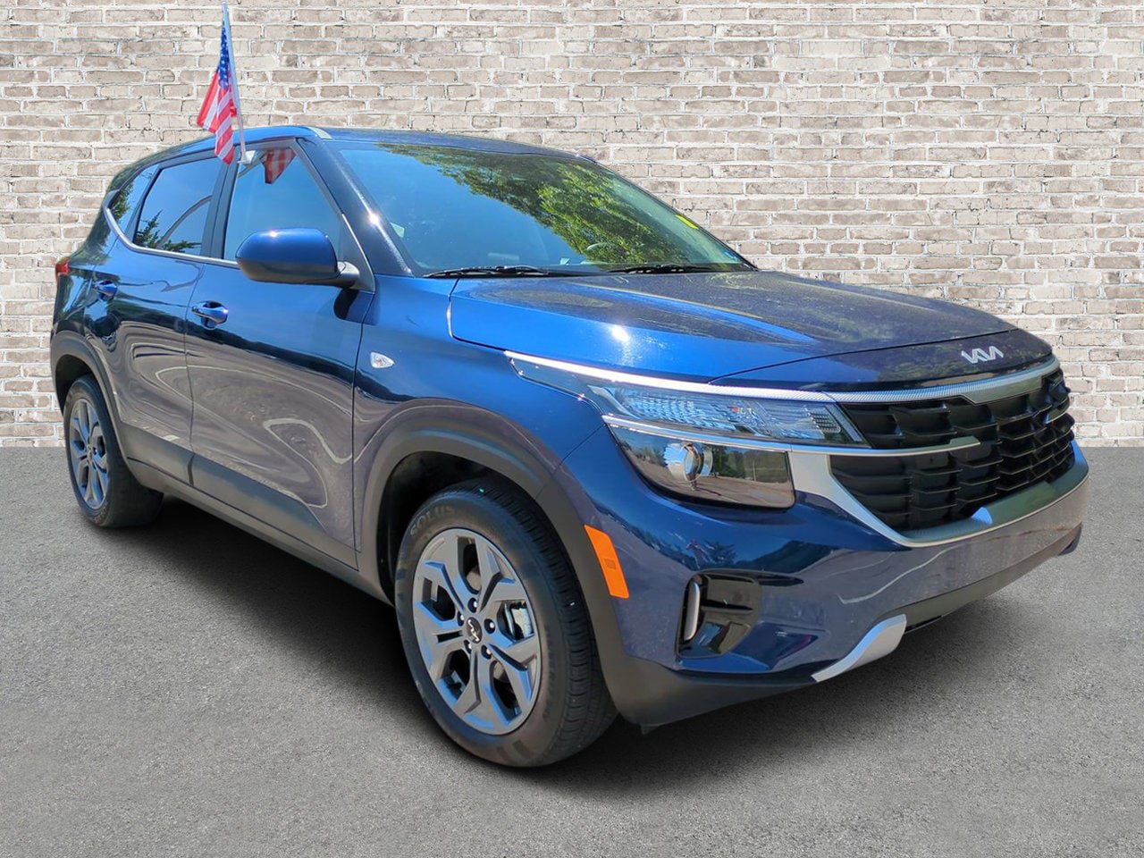 Used 2026 Kia Seltos LX FWD image 1