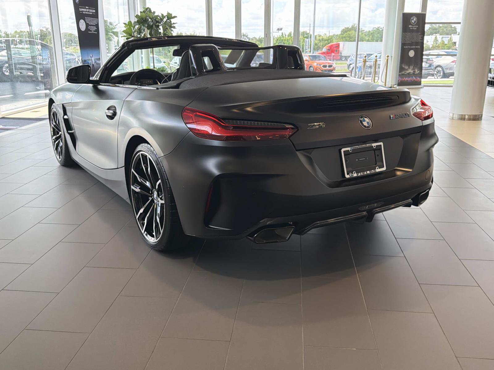 New 2026 BMW Z4 M40i RWD image 5