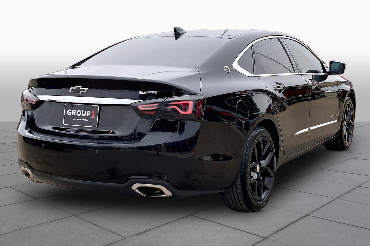 Used 2018 Chevrolet Impala Premier FWD image 13