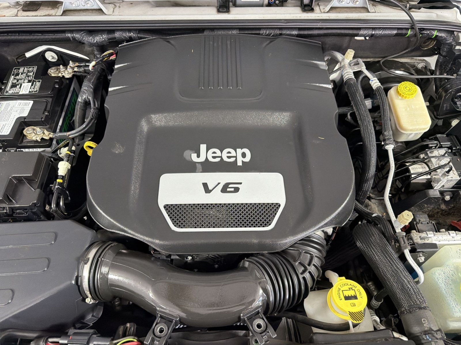 Used 2016 Jeep Wrangler Unlimited Sport w/ Quick Order Package 24S AWD/4WD image 26