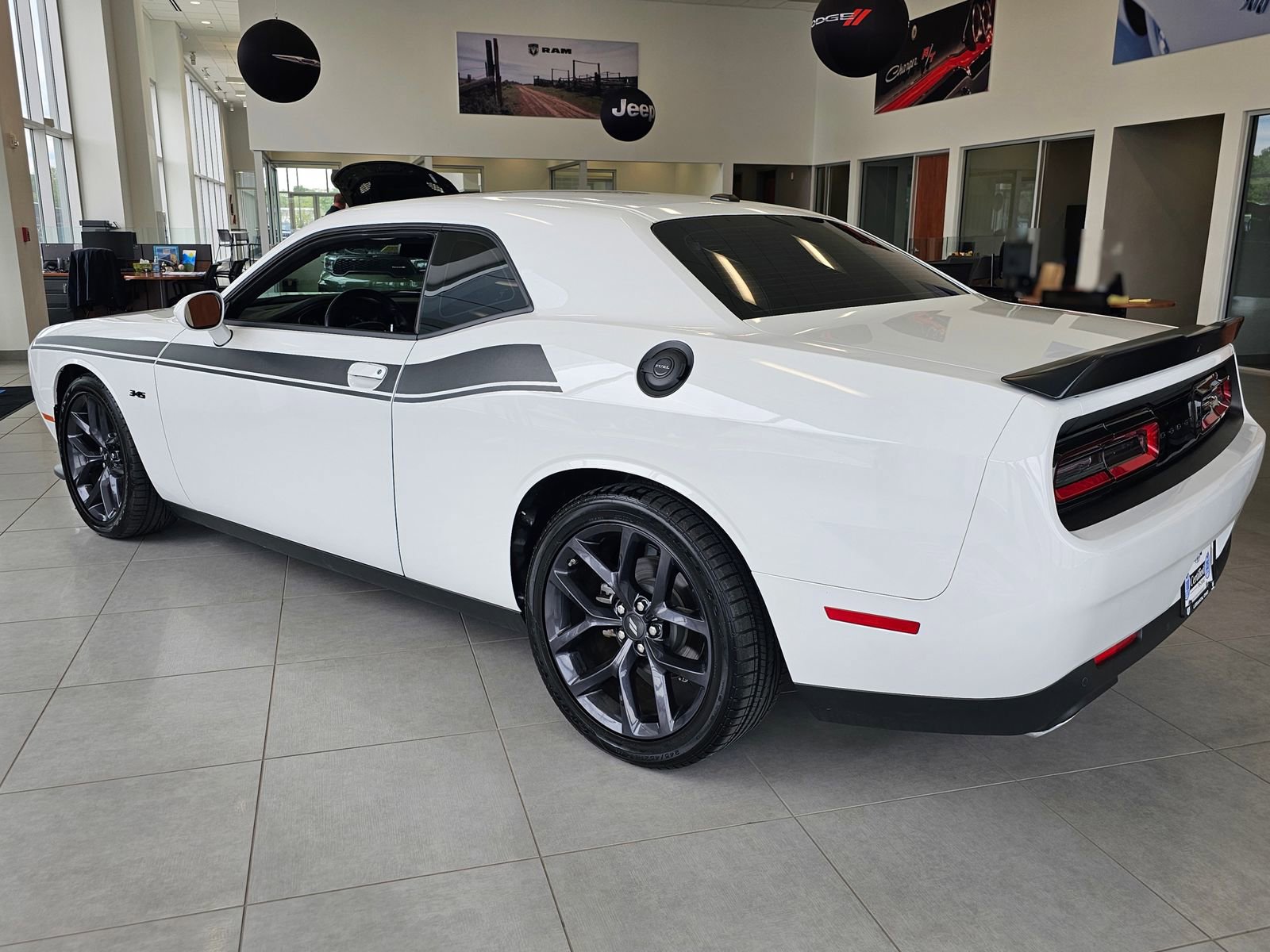 Used 2023 Dodge Challenger R/T w/ Blacktop Package RWD image 27