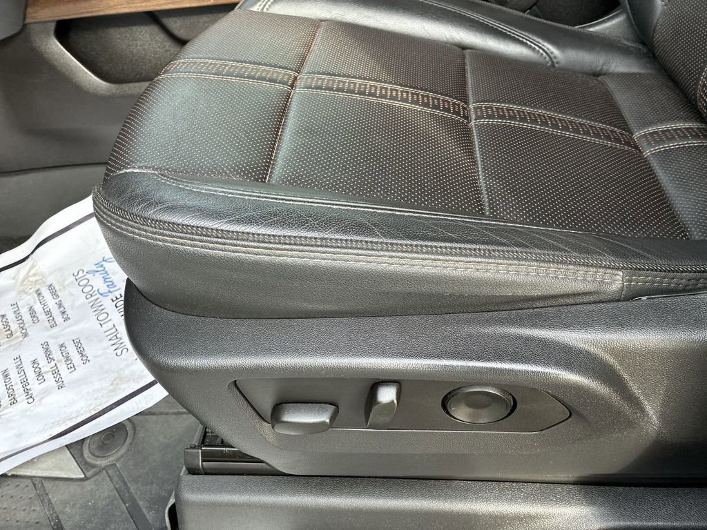 Used 2023 Chevrolet Silverado 1500 High Country w/ High Country Premium Package image 12