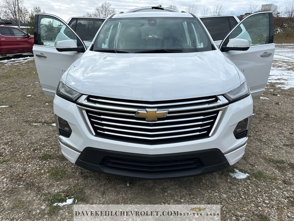 Used 2023 Chevrolet Traverse Premier image 32