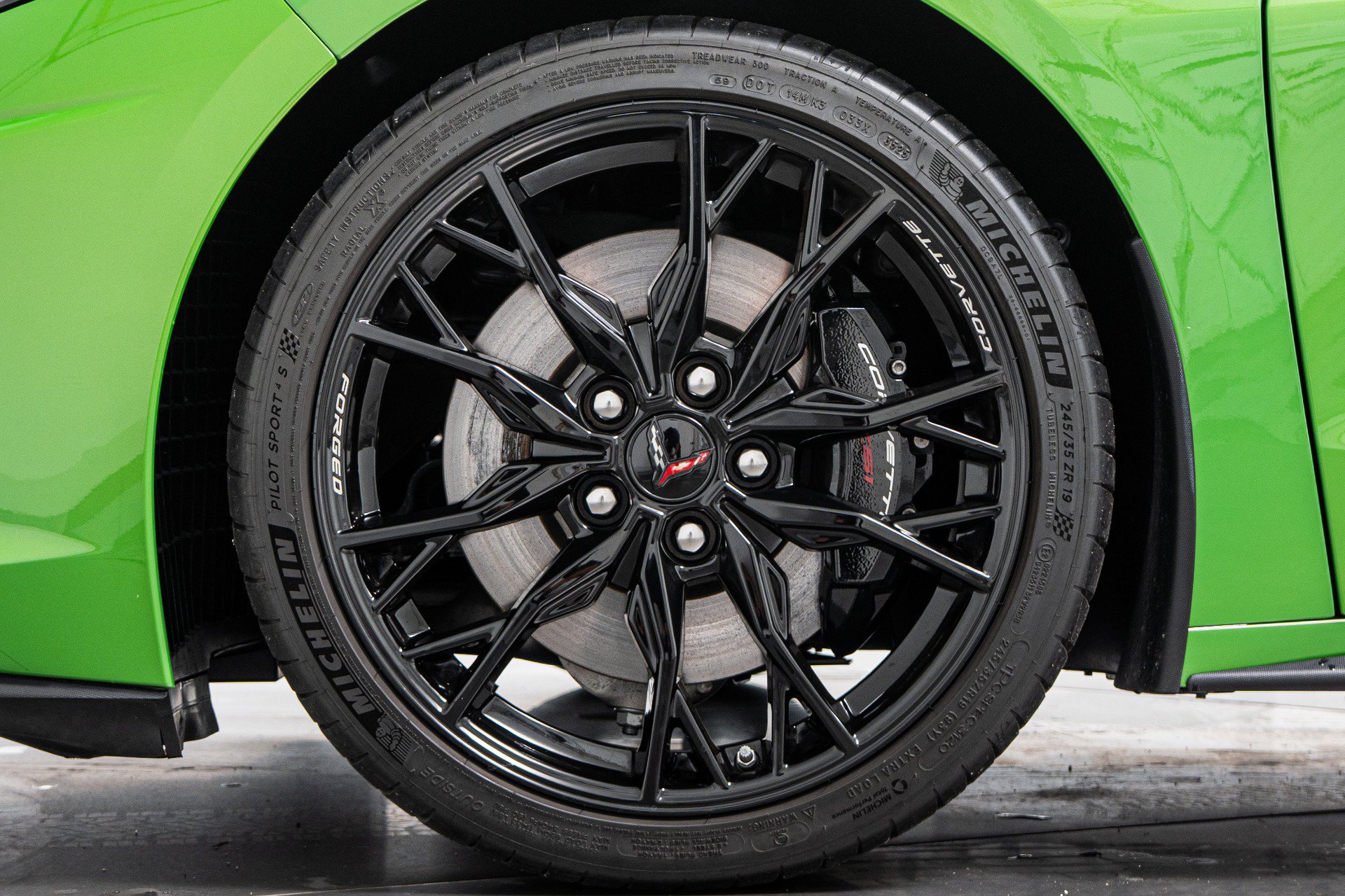Used 2026 Chevrolet Corvette Stingray Premium Conv w/ Z51 Performance Package RWD image 10