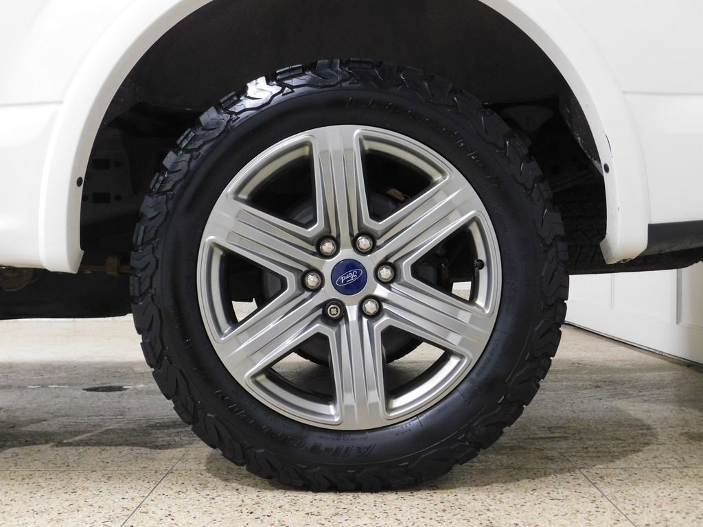 Used 2019 Ford F150 XLT w/ Equipment Group 302A Luxury AWD/4WD image 51