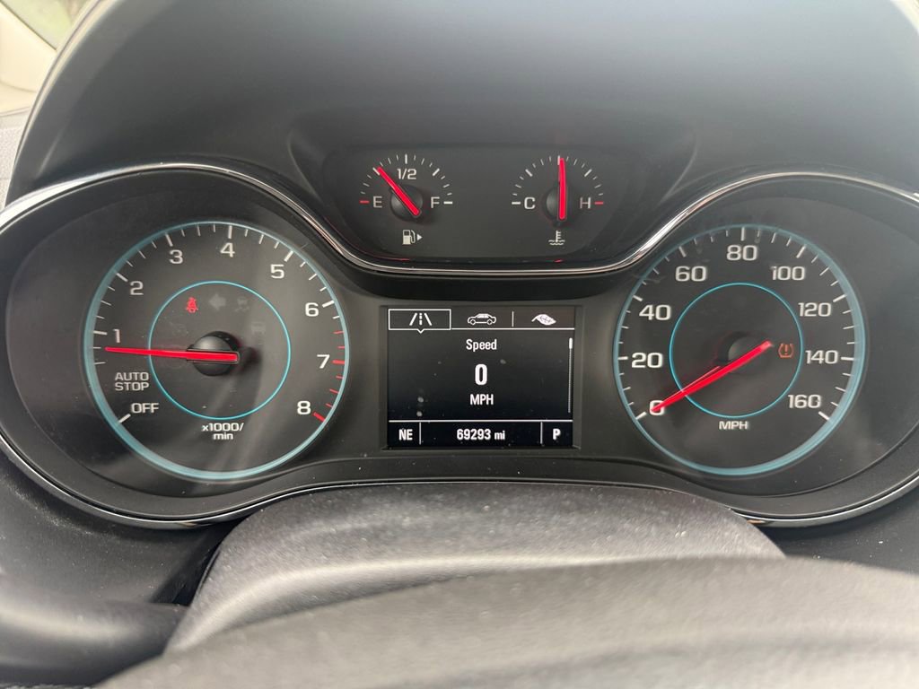 Used 2018 Chevrolet Cruze LS image 22