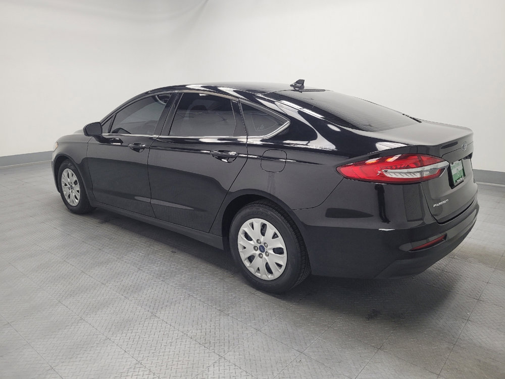Used 2020 Ford Fusion S image 3