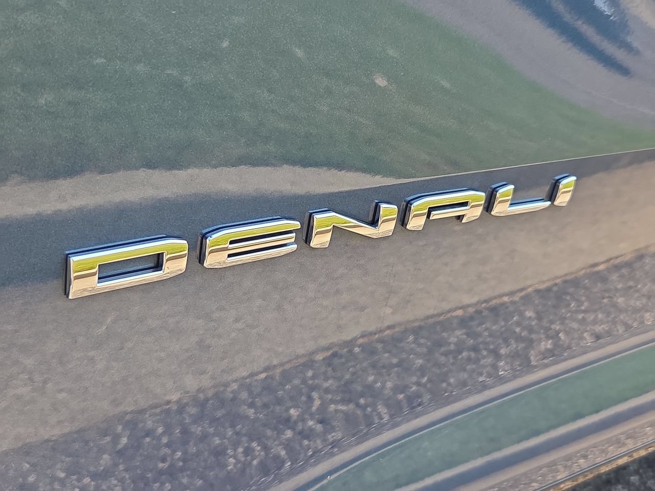 Used 2026 GMC Acadia Denali w/ Super Cruise Package FWD image 33