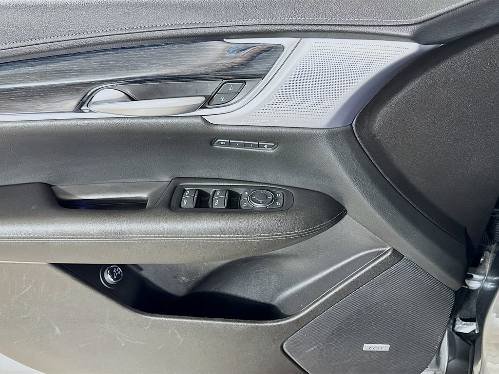 Certified 2025 Cadillac XT5 Premium Luxury image 16