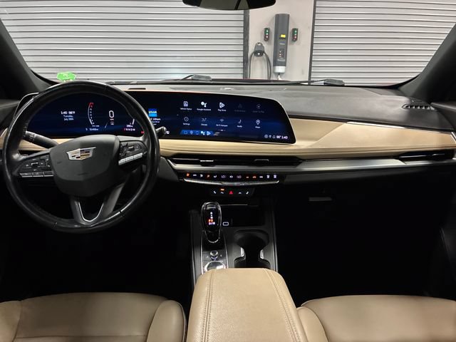 Certified 2024 Cadillac XT4 Luxury w/ Cold Weather Package FWD image 12