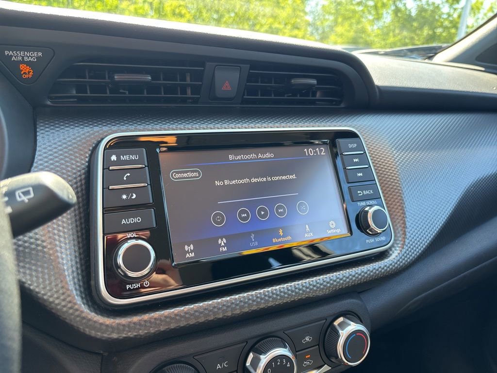 Used 2020 Nissan Kicks S FWD image 22