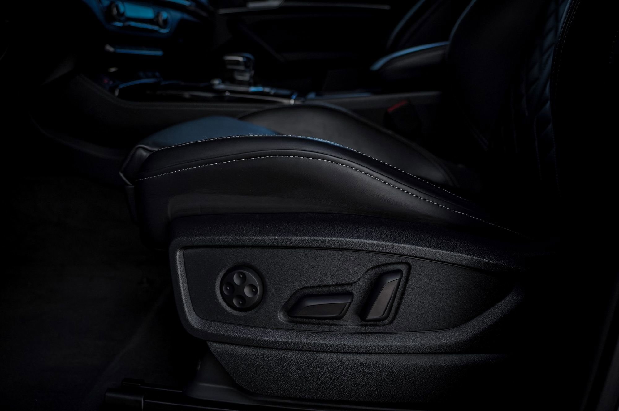 Certified 2024 Audi SQ5 Premium Plus w/ Premium Plus Package image 22