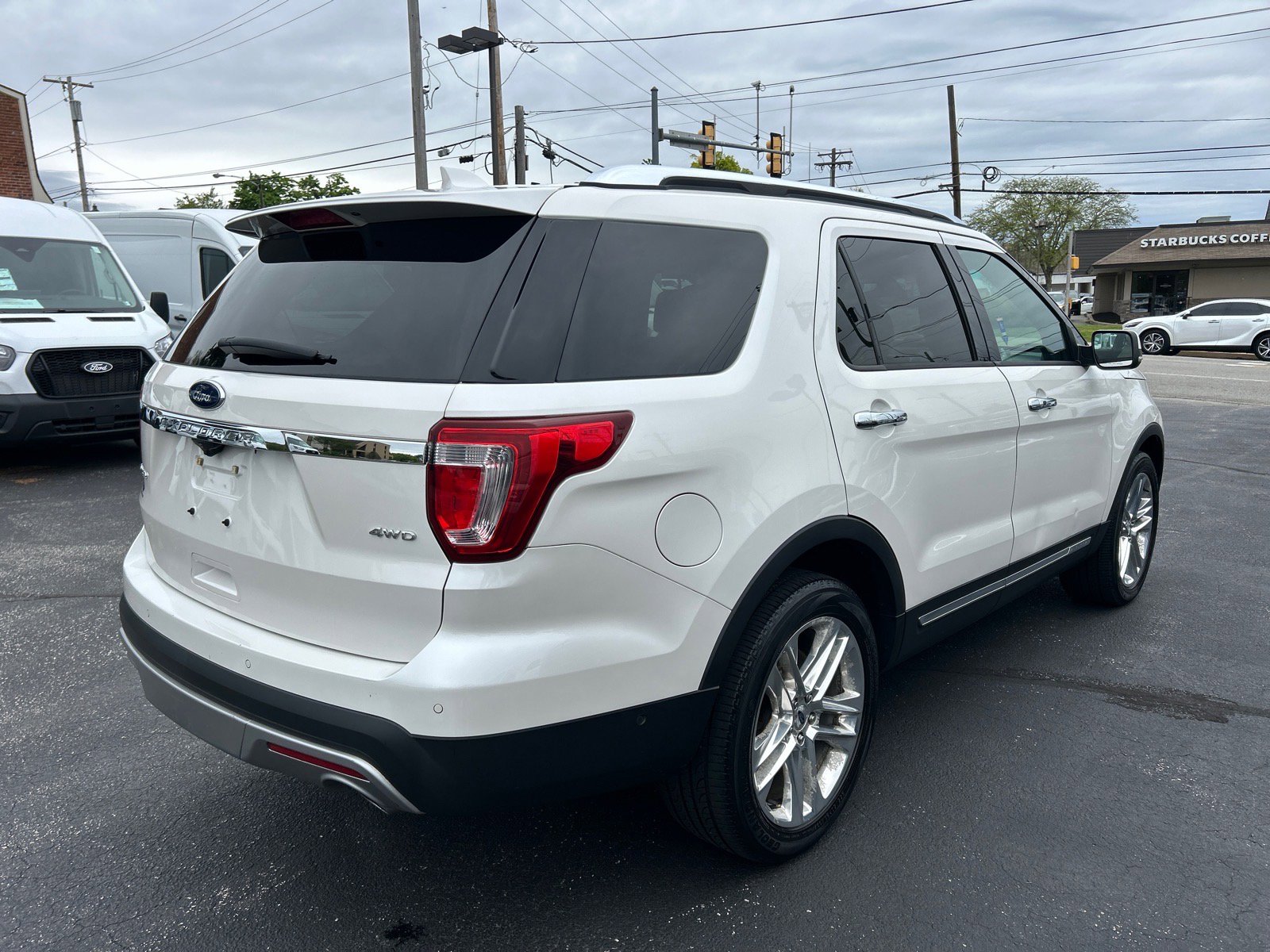 Used 2016 Ford Explorer Limited w/ Equipment Group 301A AWD/4WD image 19