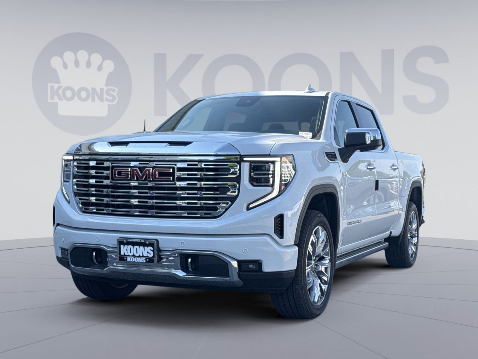 New 2026 GMC Sierra 1500 Denali w/ Denali Reserve Package AWD/4WD image 1