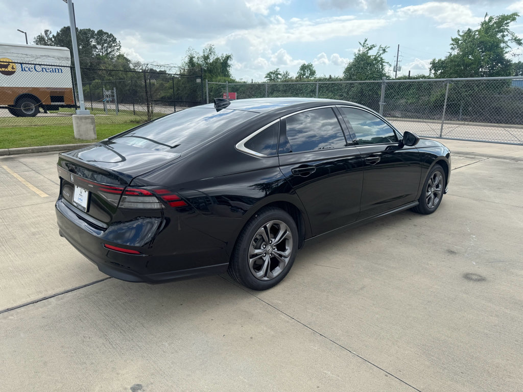 Certified 2023 Honda Accord EX image 7