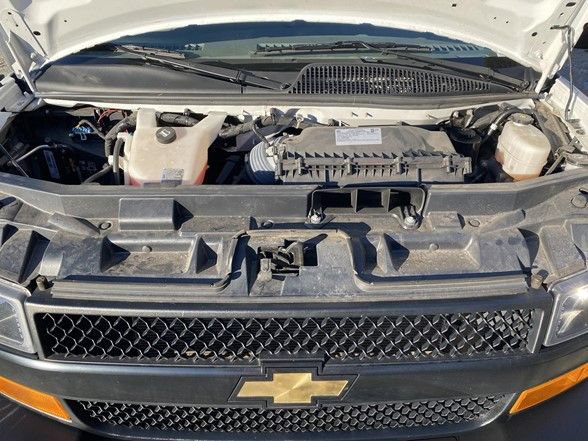 Used 2024 Chevrolet Express 3500 w/ Power Convenience Package RWD image 27