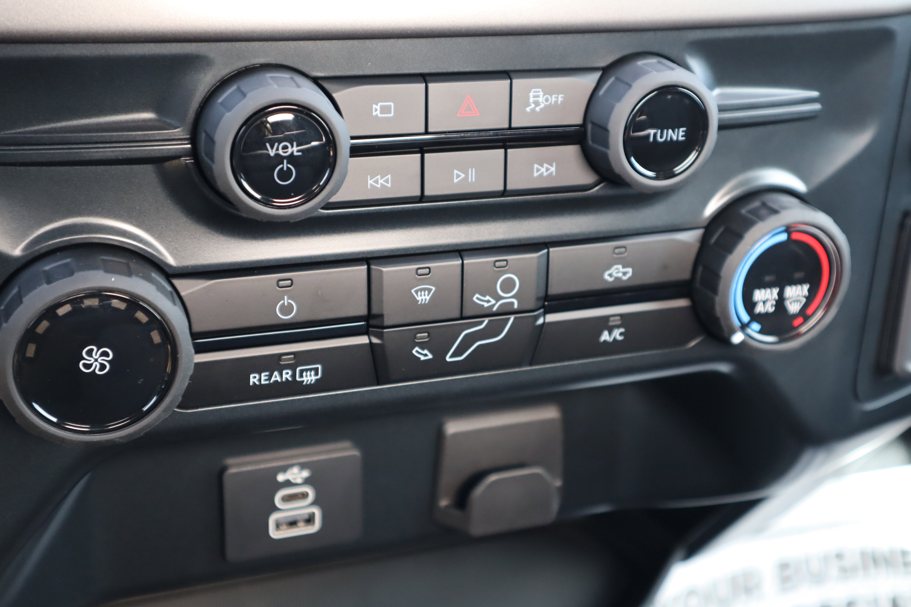 New 2025 Ford F150 XL w/ Equipment Group 103A High image 25