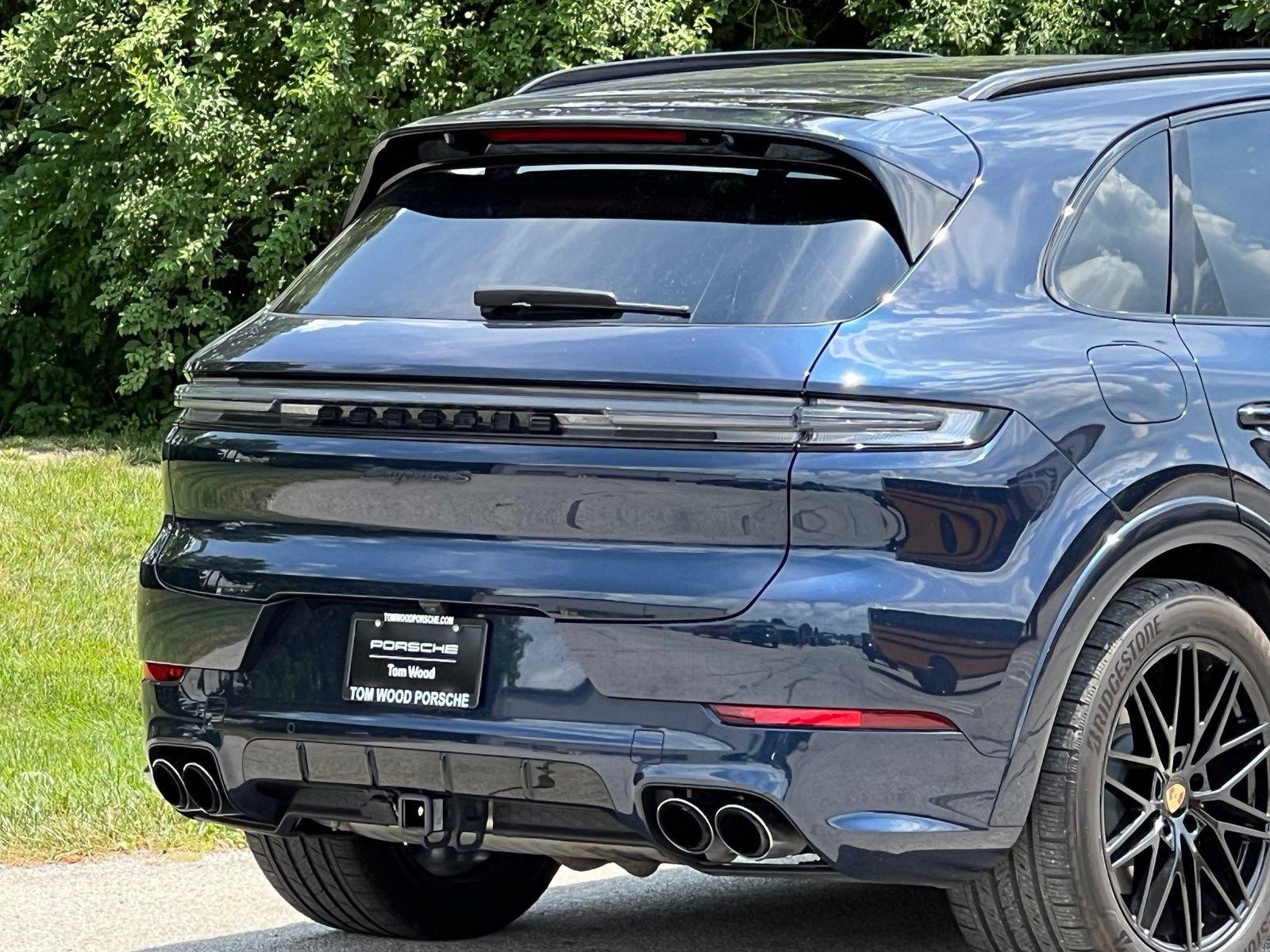 Certified 2025 Porsche Cayenne S AWD/4WD image 10