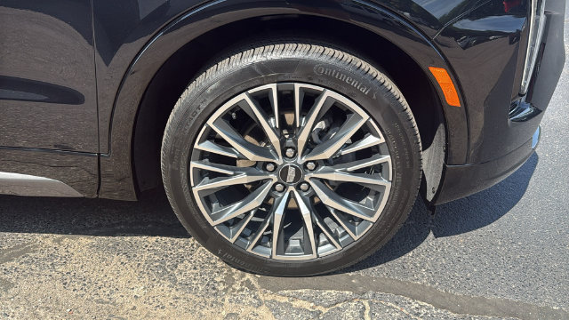 Used 2024 Cadillac XT4 Sport AWD/4WD image 10