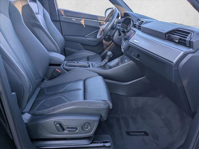 Used 2023 Audi Q3 2.0T Premium image 21