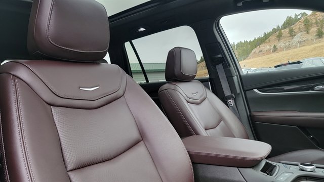 Used 2024 Cadillac XT6 Premium Luxury w/ Technology Package AWD/4WD image 48