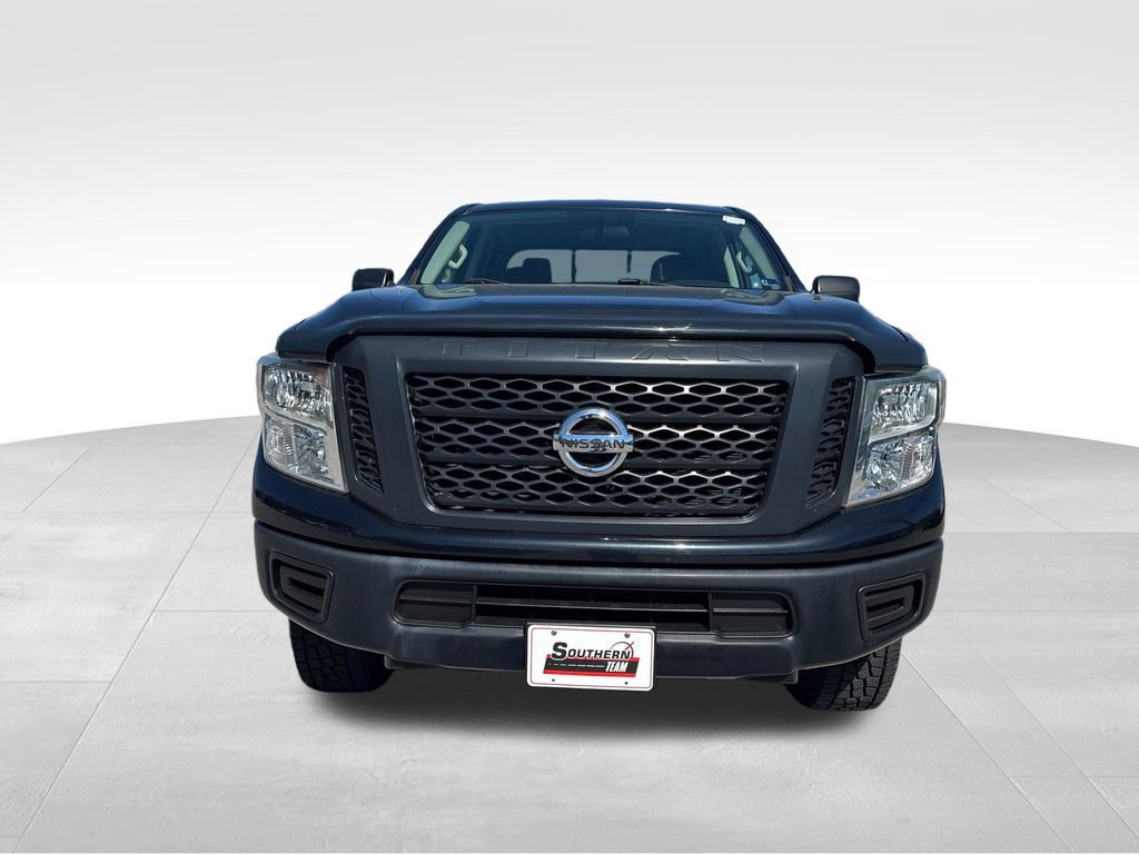 Used 2016 Nissan Titan S AWD/4WD image 9
