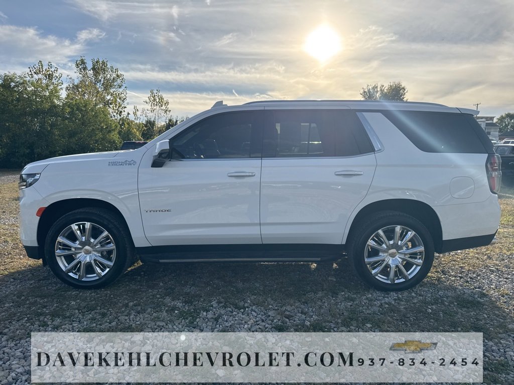 Used 2024 Chevrolet Tahoe High Country image 2