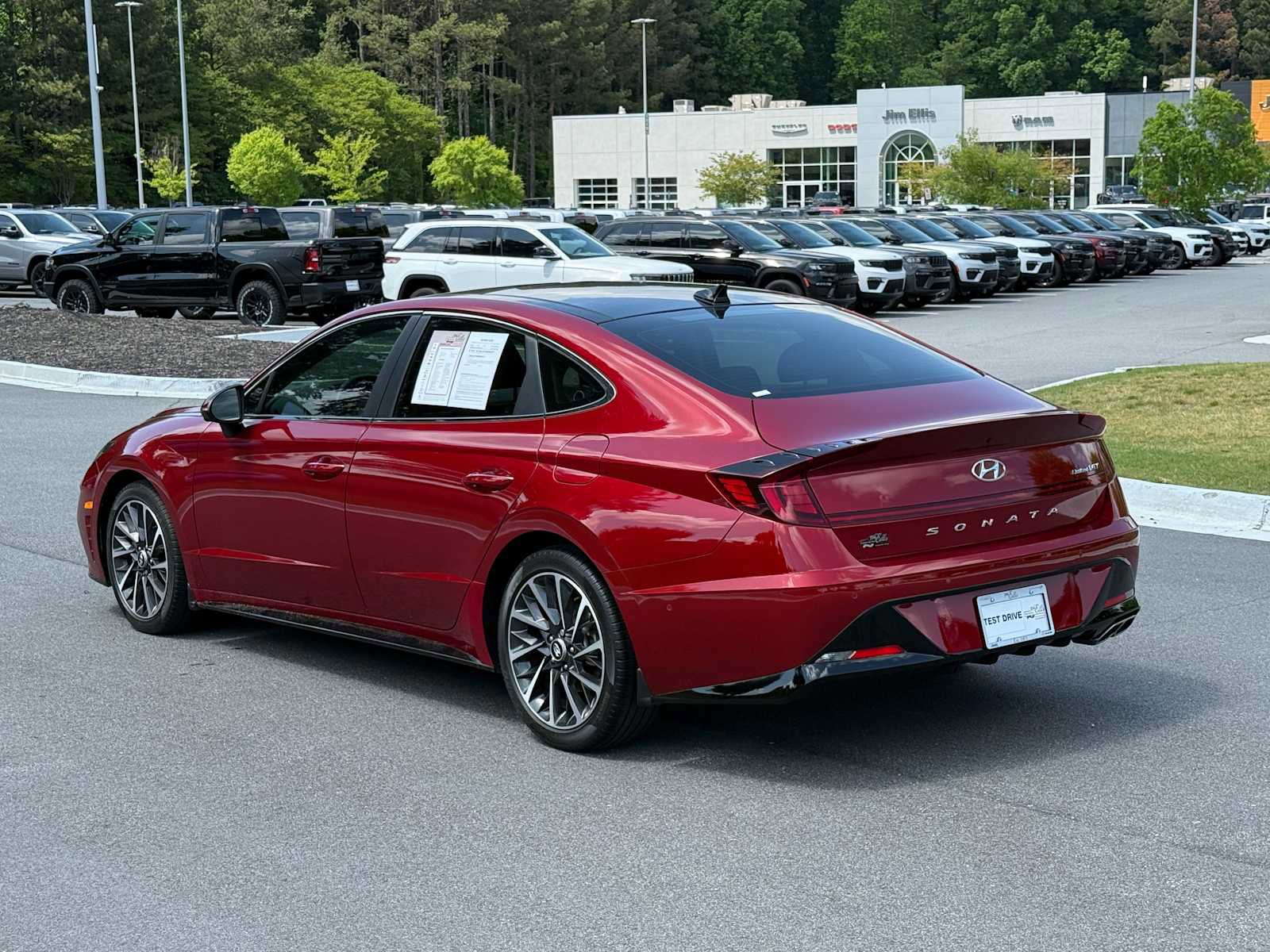 Used 2023 Hyundai Sonata Limited FWD image 3