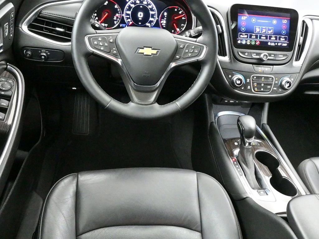 Used 2024 Chevrolet Malibu LT image 15