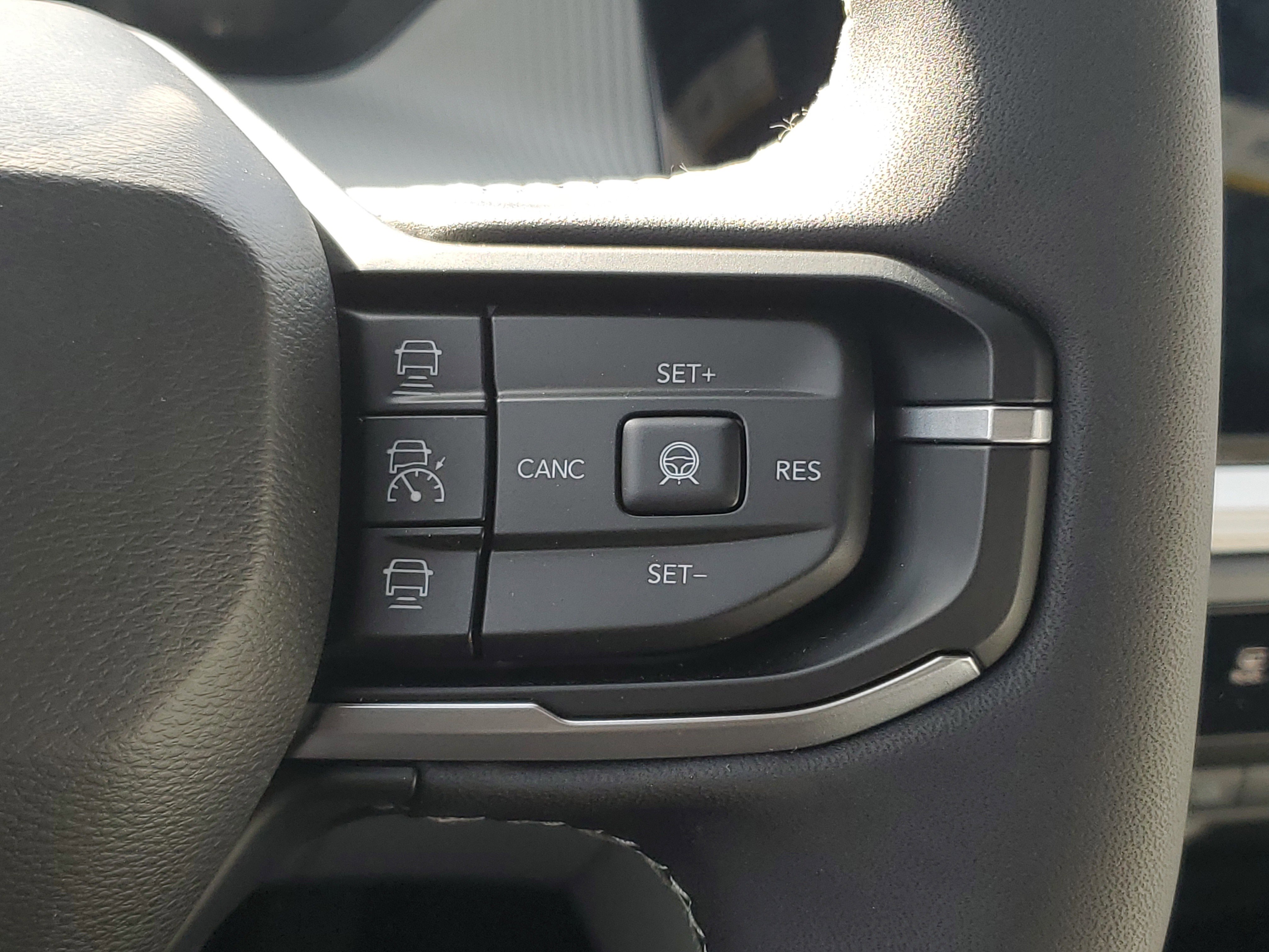 New 2026 Jeep Cherokee Limited image 14