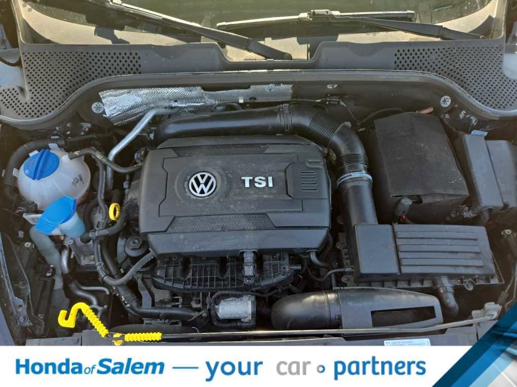 Used 2017 Volkswagen Beetle 1.8T SEL FWD image 7