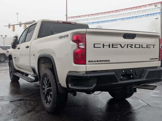 New 2026 Chevrolet Silverado 1500 Custom Trail Boss w/ LPO, Dark Essentials Package image 5