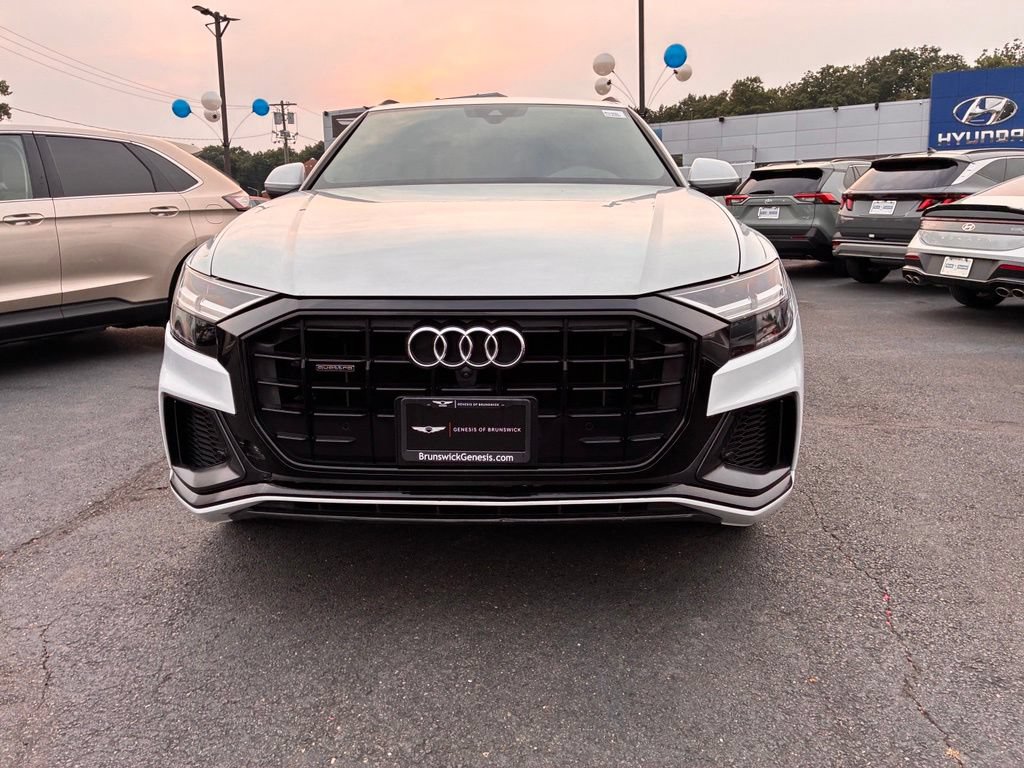 Used 2021 Audi Q8 Premium Plus w/ Premium Plus Package AWD/4WD image 2