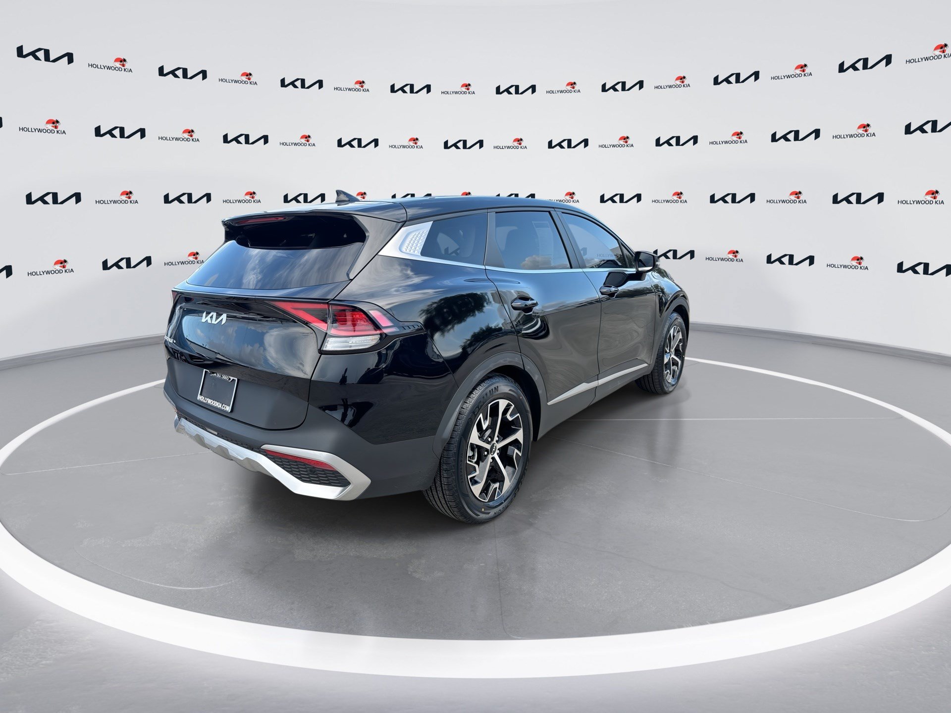 Certified 2023 Kia Sportage EX FWD image 8