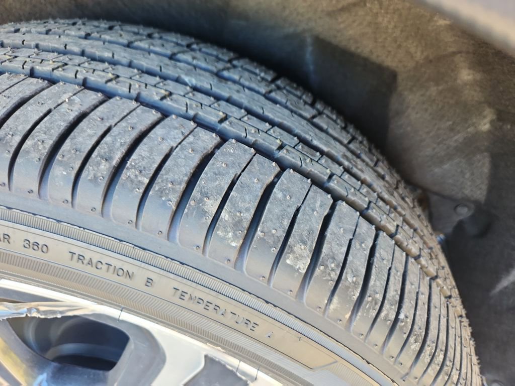 New 2025 Subaru Ascent Limited image 11