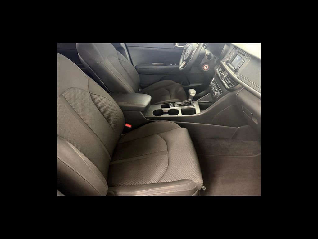 Used 2017 Kia Optima LX FWD image 17